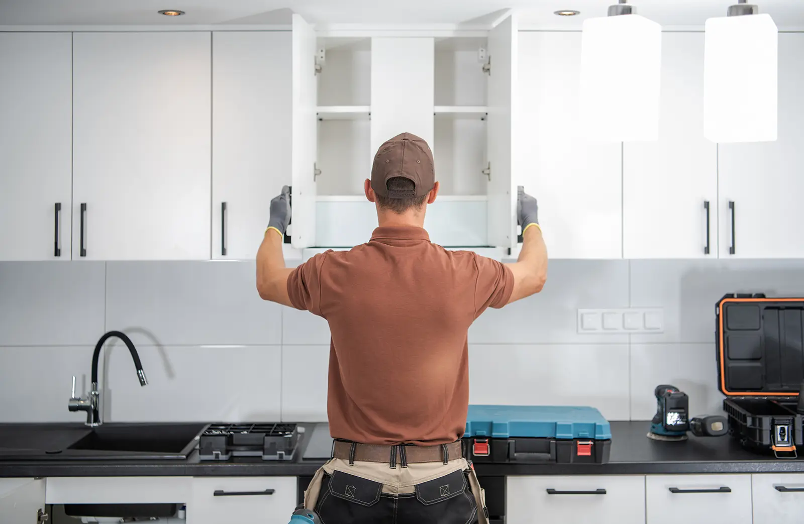 Kitchen fitter installing a new kitchen in Leeds
